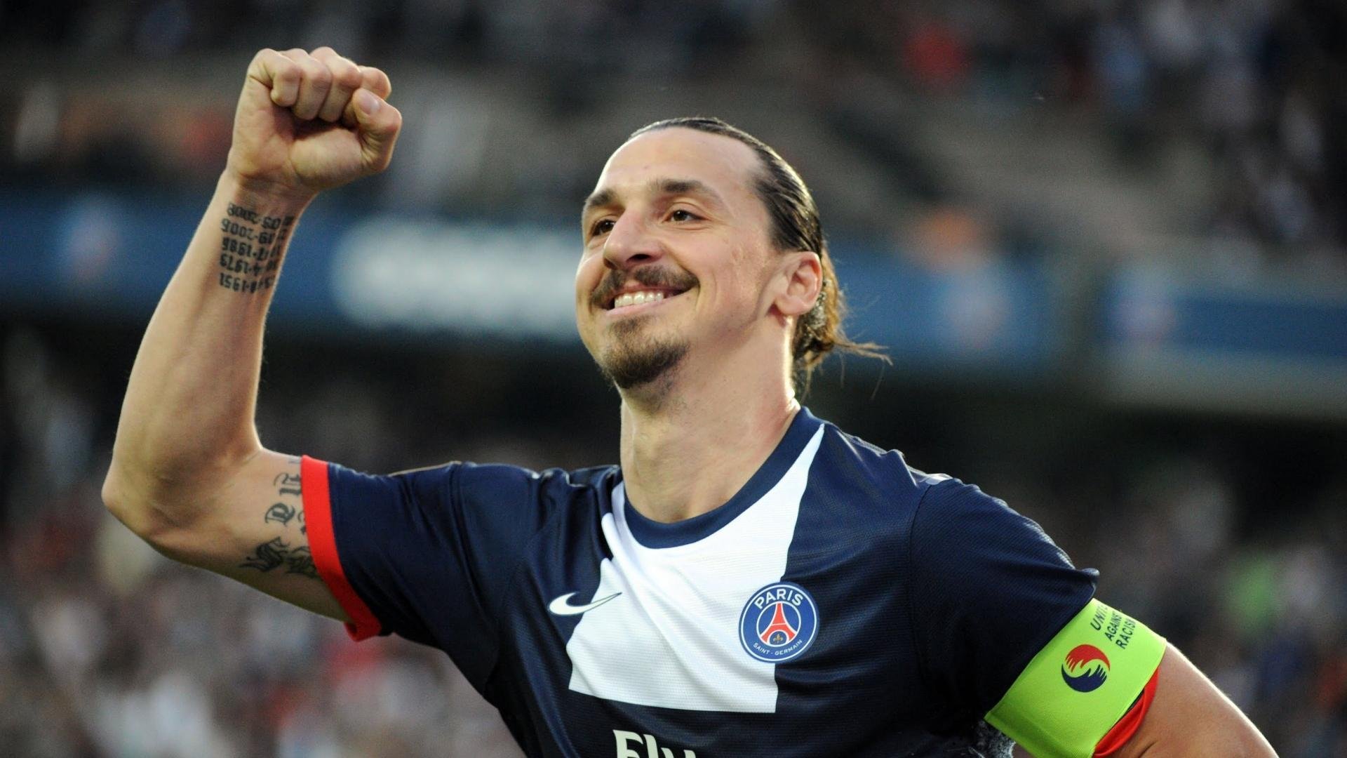 Uzi新星领先优势明显表现突出，TES前途光明！比赛高潮迭起