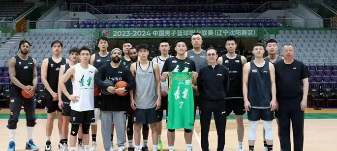  辽宁男篮士气爆棚，西甲决赛遇上迈阿密热火，目标明确直指晋级